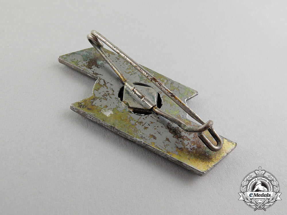 a_dj_achievement_badge;_numbered_dd_4081