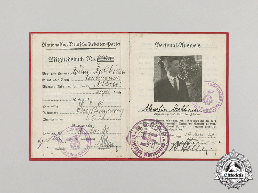 a_large_nsdap_group_to_the_economic&_administrative_leader_of_latvia_dd_5080