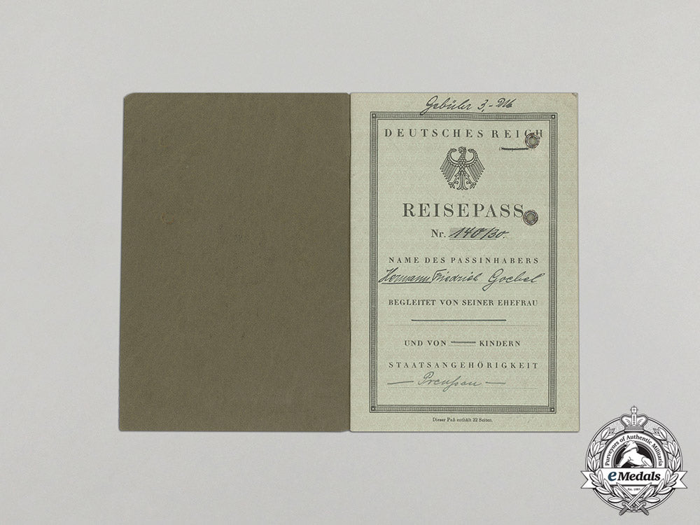 germany._three_interwar&_wartime_german_travelling_passports_dd_5545