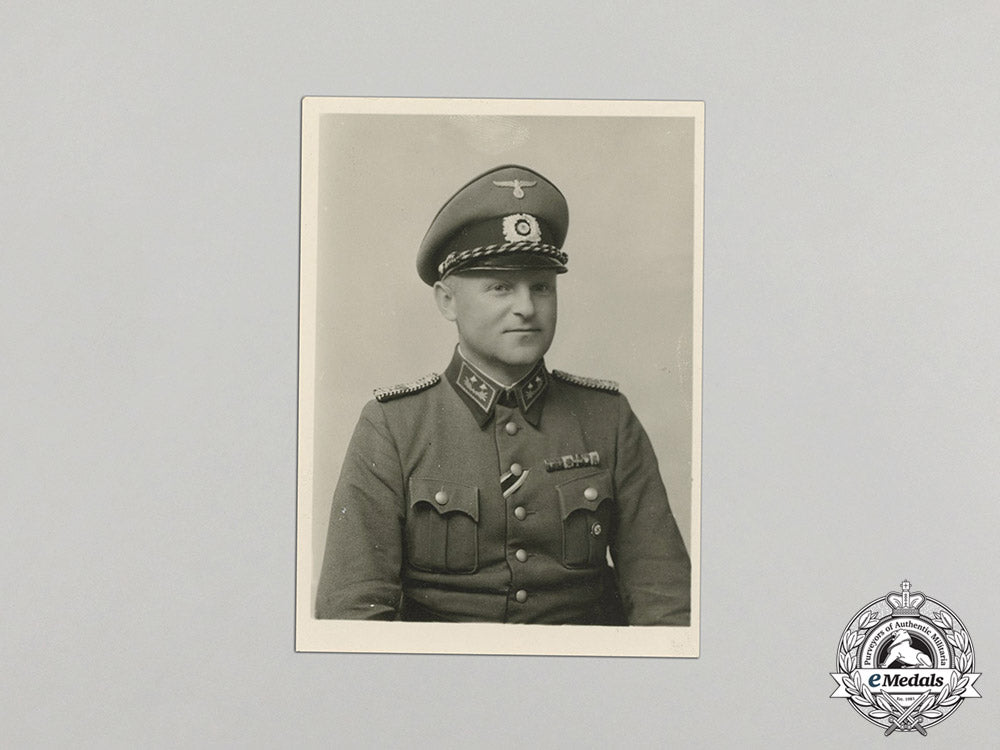 germany._a_collection_of_nine_customs_officials_photographs,_c.1938_dd_5723