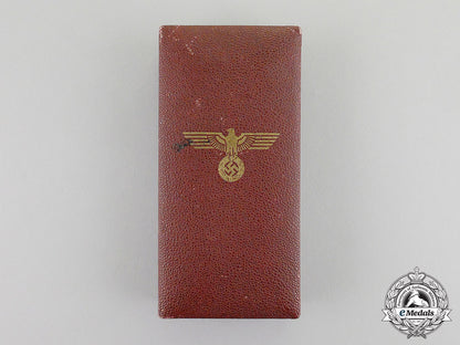 germany._an1938_entry_into_the_sudetenland_commemorative_medal_in_its_case_of_issue_dd_5828