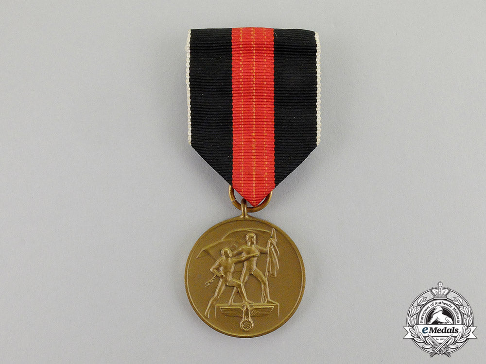 germany._an1938_entry_into_the_sudetenland_commemorative_medal_in_its_case_of_issue_dd_5830