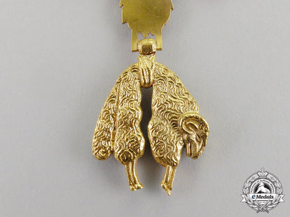 spain._an_order_of_the_golden_fleece,_collar_chain,_c.1970_dd_5860