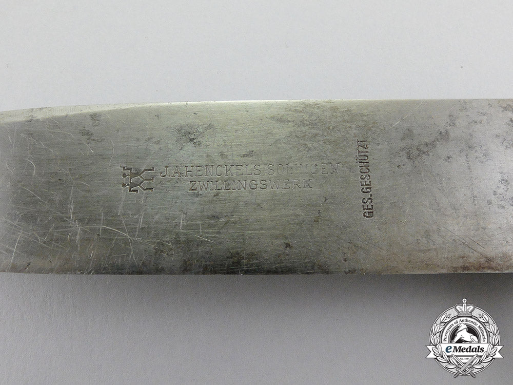 germany._an_hj_knife_by_j.a_henckels_zwillingswerk_of_solingen_dd_6293