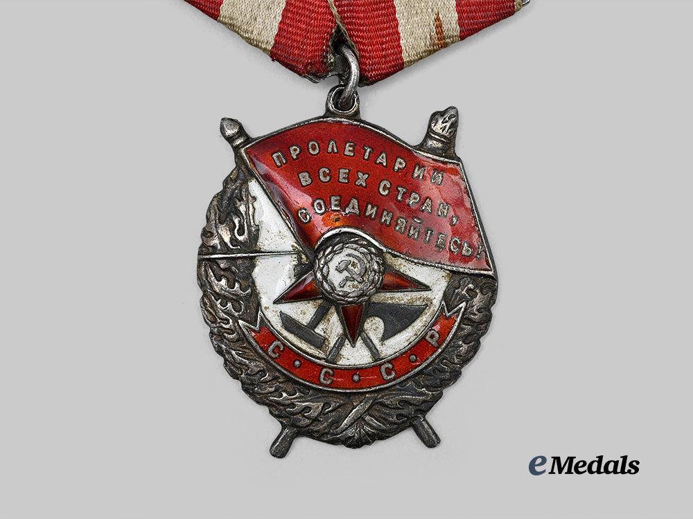 russia,_soviet_union._an_order_of_the_red_banner,_type_i_i_i_e_medals__e_u24471_3