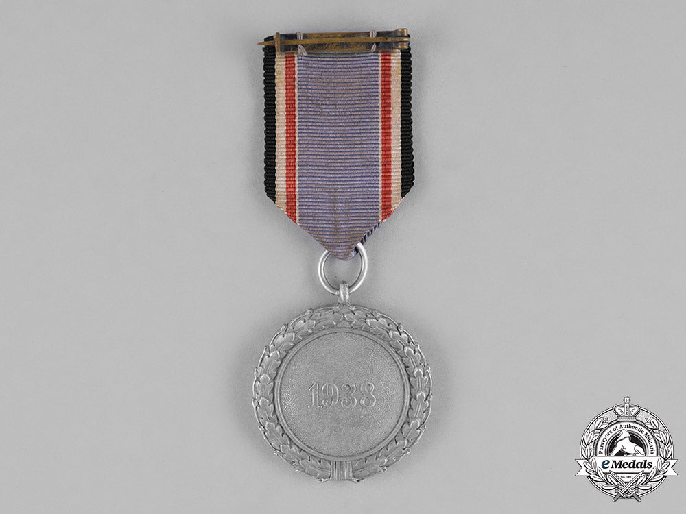germany,_luftwaffe._an_air_raid_defence_medal,_second_class,_aluminum_version_dsc_0344