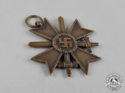 germany,_wehrmacht._a_lot_of_war_merit_decorations_dsc_0871