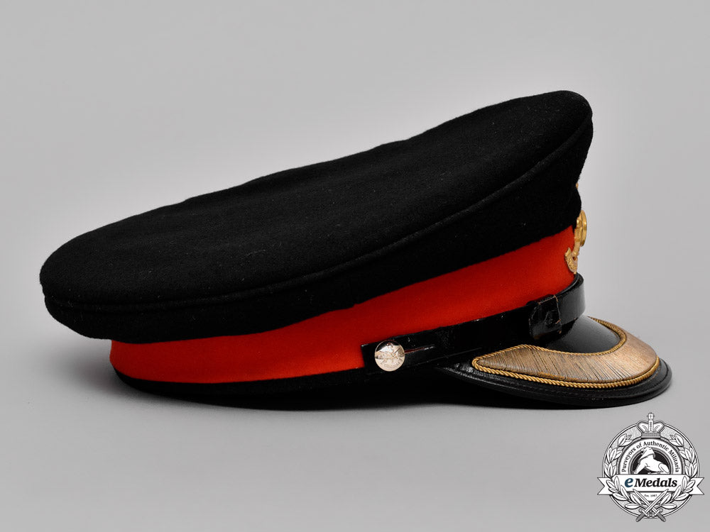 canada._a_royal_canadian_artillery_forage_cap_of_lieutenant-_colonel_a.v._taylor,_cd_dsc_1023_1