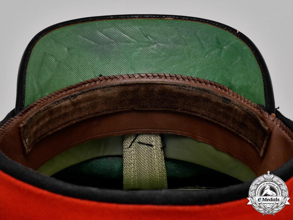 canada._a_royal_canadian_artillery_forage_cap_of_lieutenant-_colonel_a.v._taylor,_cd_dsc_1041_1