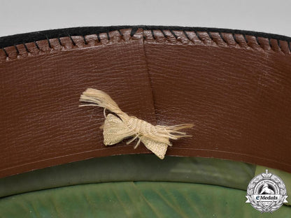 canada._a_royal_canadian_artillery_forage_cap_of_lieutenant-_colonel_a.v._taylor,_cd_dsc_1043_1_1