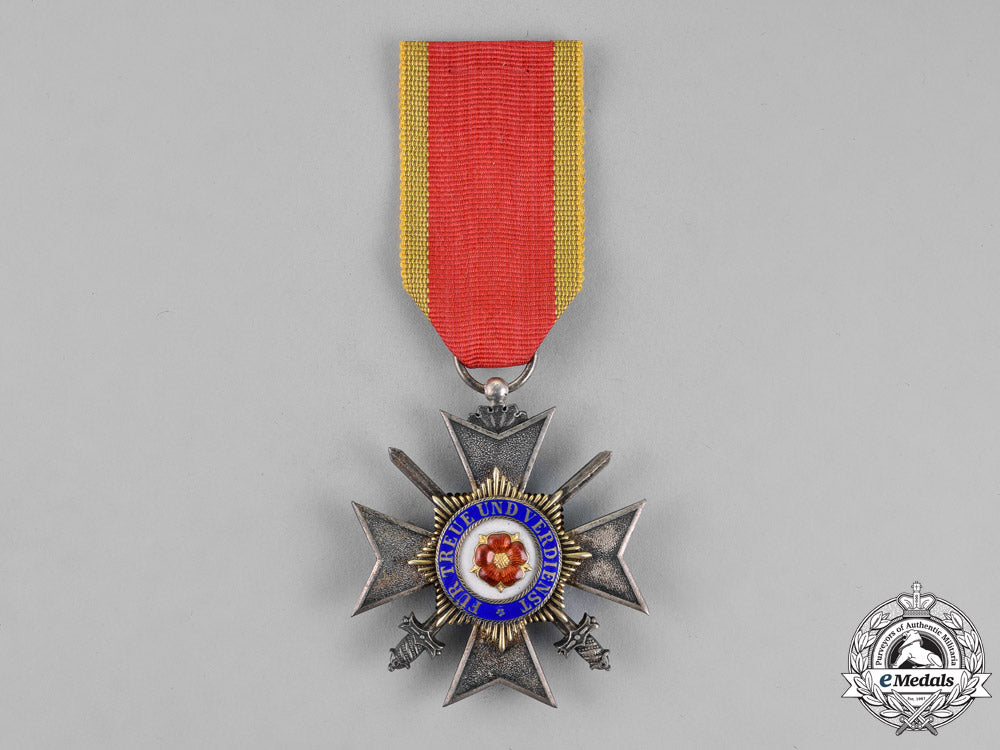 lippe,_principality._a_princely_houseorder_honour_cross_fourth_class_with_swords,_c.1916_dsc_1061