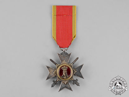 lippe,_principality._a_princely_houseorder_honour_cross_fourth_class_with_swords,_c.1916_dsc_1062