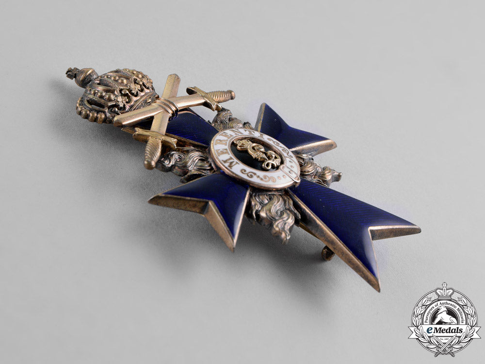 bavaria,_kingdom._a_military_merit_order,_officer’s_cross_with_flames_and_swords,_c.1915_dsc_1155