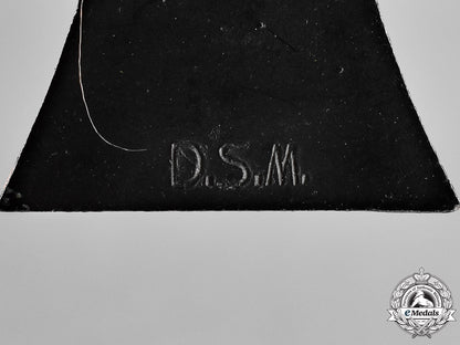 prussia,_state._a_grouping_of_a_widow’s_hindenburg_cross_and_a_centennial_medal_dsc_1396