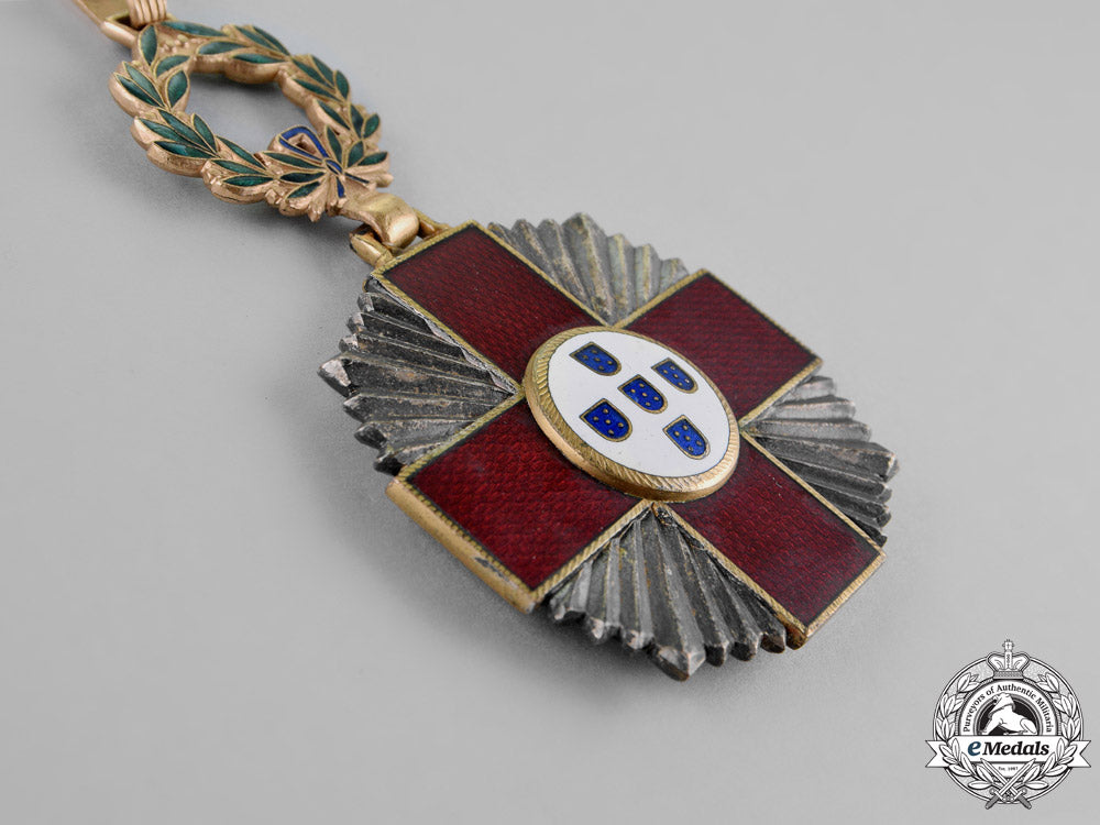portugal,_kingdom._a_red_cross_decoration,2_nd_class_commander,_c.1918_dsc_1750