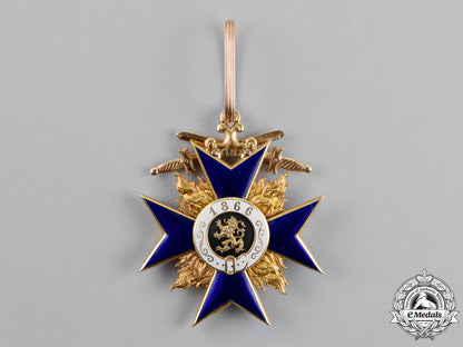 bavaria,_kingdom._an_order_of_military_merit_in_gold,_second_class_with_swords,_by_hemmerle,_c.1915_dsc_1935