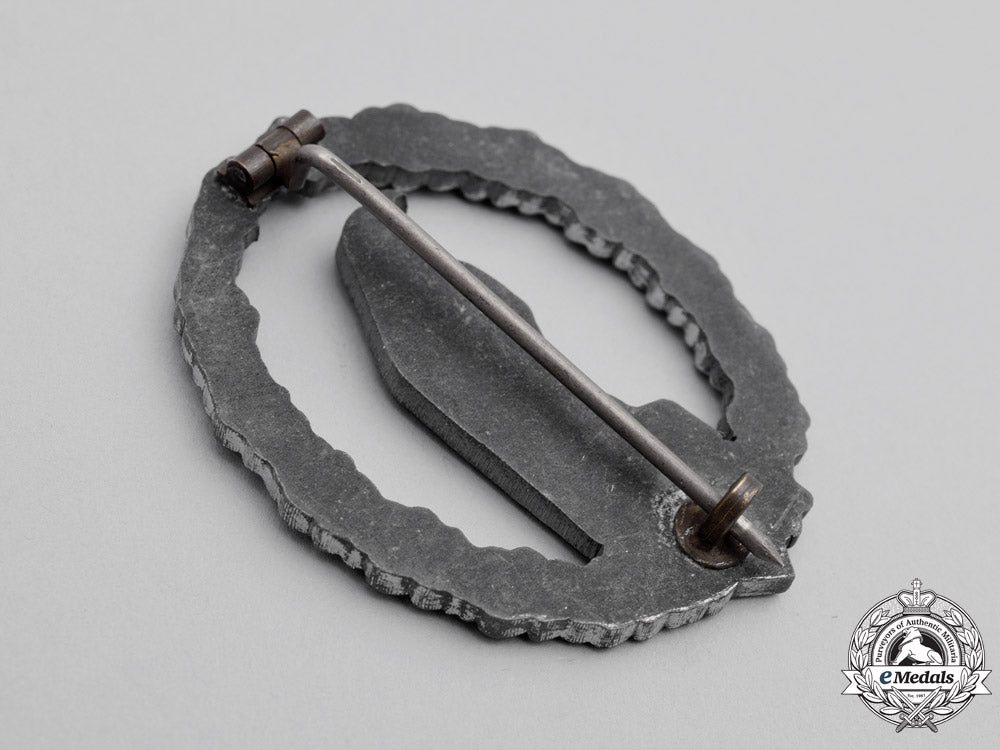 germany._a_scarce_retired_luftwaffe_pilot's_badge_dsc_2172