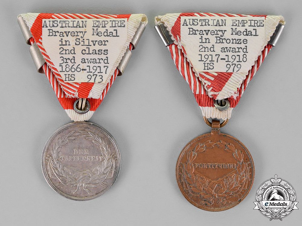 austria,_empire._two_bravery_medals_dsc_2559