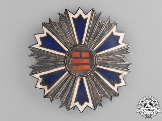korea,_empire._an_order_of_the_eight_trigrams,_second_class_star,_c.1910_dsc_2905_1_1_1
