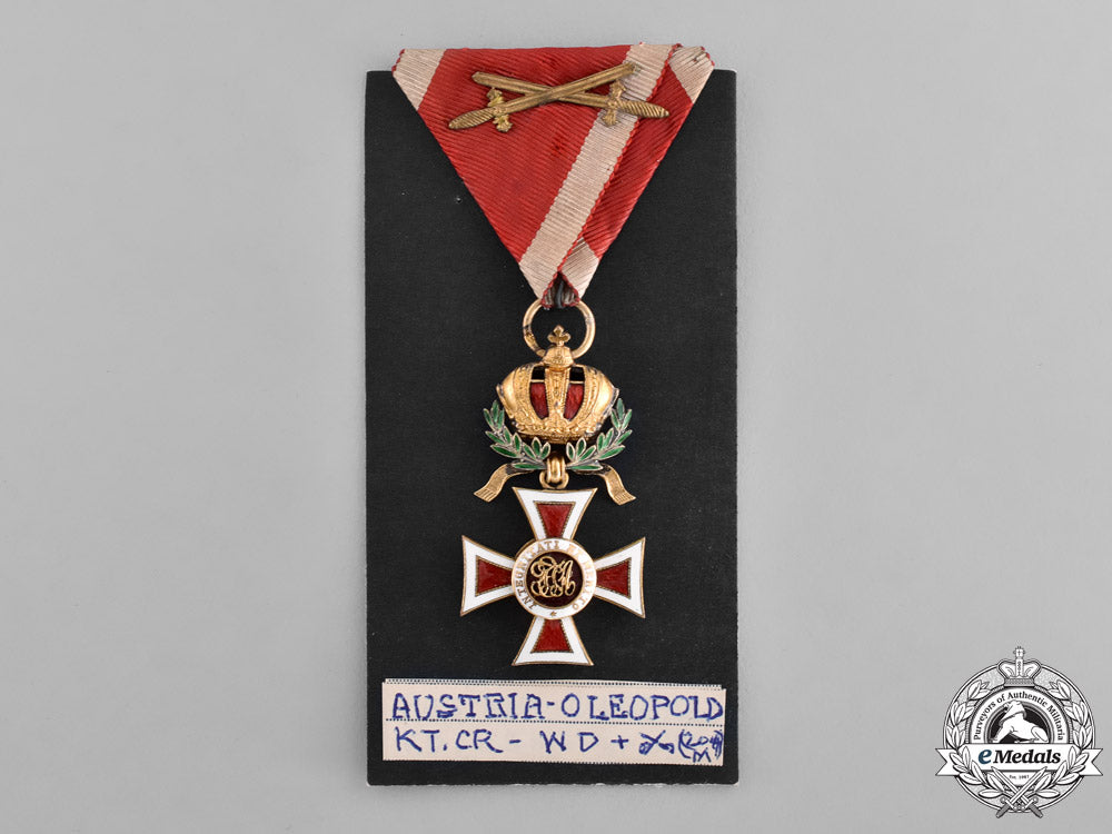 austria,_imperial._an_order_of_leopold,_knight’s_cross,_with_war_decoration,_c.1916_dsc_3228