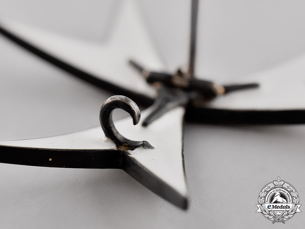 austria,_empire._an_order_of_the_knight’s_of_malta,_donatus_of_justice_breast_star,_c.1870_dsc_3765