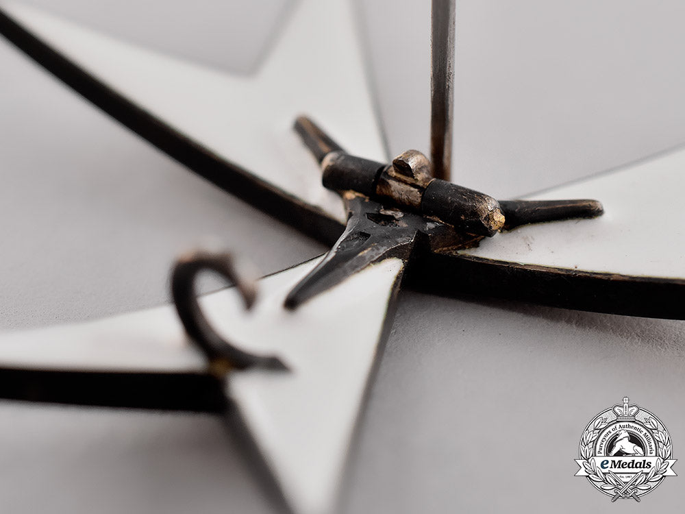 austria,_empire._an_order_of_the_knight’s_of_malta,_donatus_of_justice_breast_star,_c.1870_dsc_3767