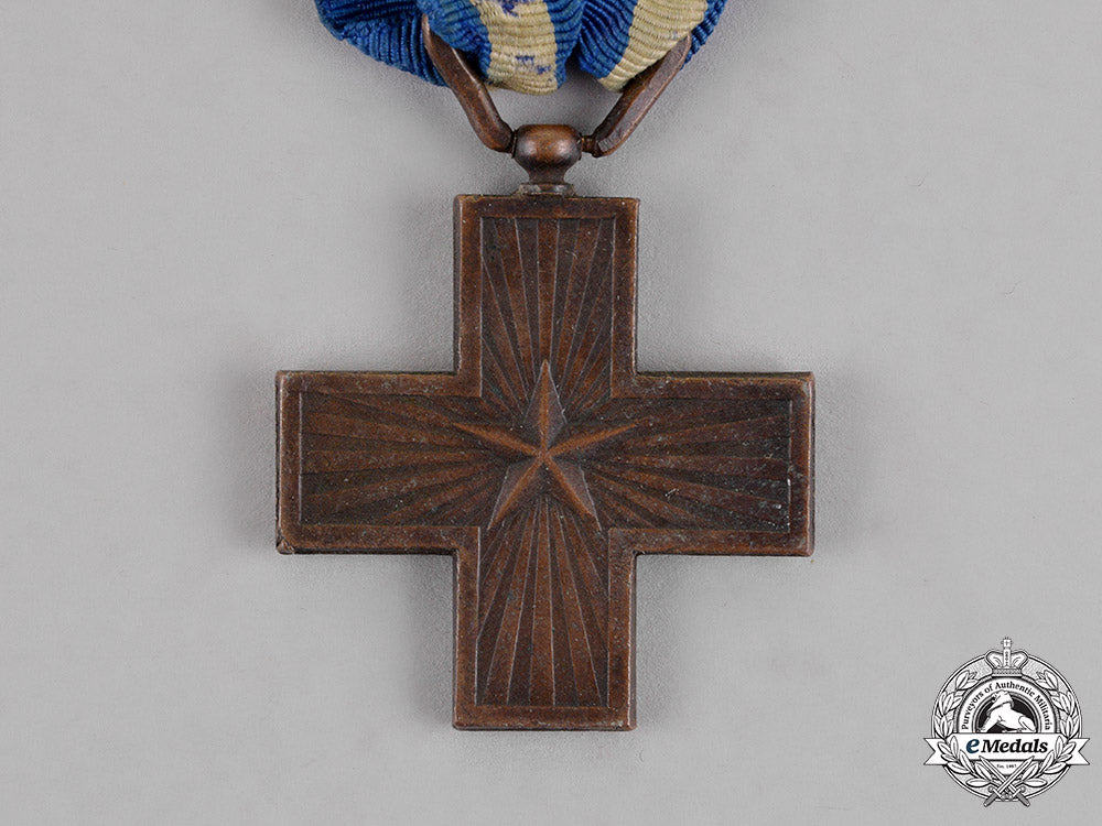 italy,_kingdom._a_first_war_italian_war_merit_cross_dsc_4069