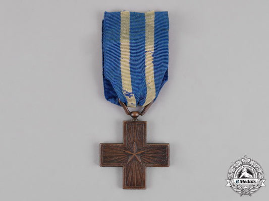 italy,_kingdom._a_first_war_italian_war_merit_cross_dsc_4070