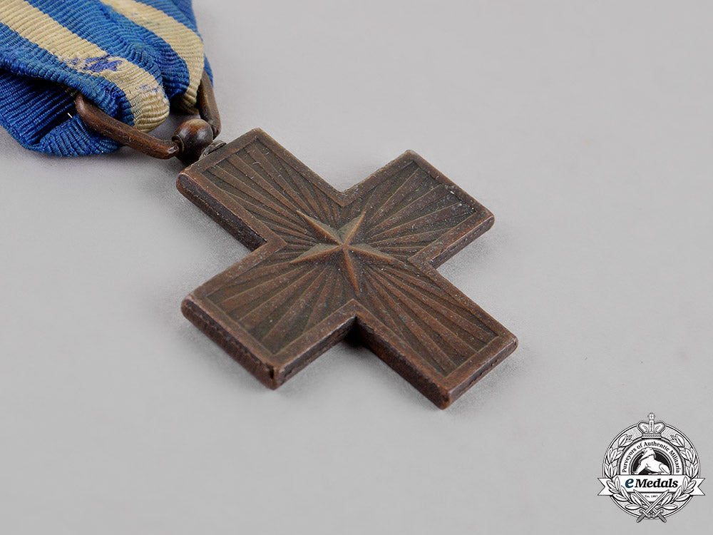 italy,_kingdom._a_first_war_italian_war_merit_cross_dsc_4075
