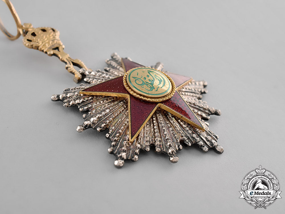 libya,_kingdom._an_order_of_independence,1_st_class_grand_cross,_c.1951_dsc_4255_1