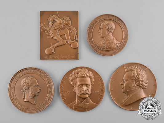 international._a_lot_of_five_commemorative_table_medals_dsc_4346