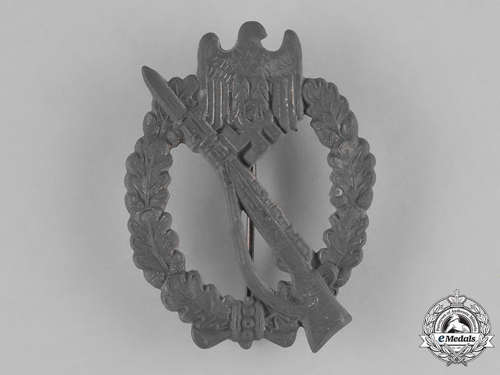 germany._a_second_war_period_silver_grade_infantry_assault_badge_by_rudolf_souval_dsc_5144