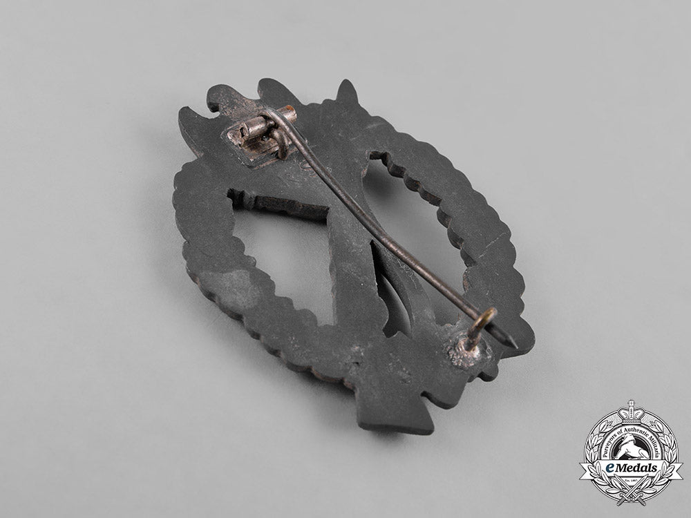 germany._a_second_war_period_silver_grade_infantry_assault_badge_by_rudolf_souval_dsc_5151