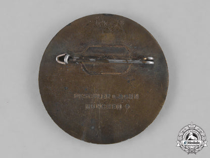 germany._a1936_nsdap_national_party_day_badge_by_deschler&_sohn_dsc_5165