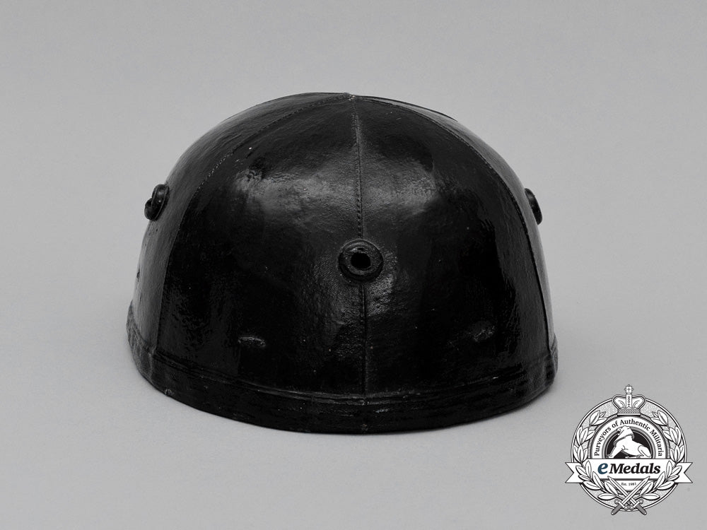 a_canadian_tanker's_helmet_dsc_5769_3_