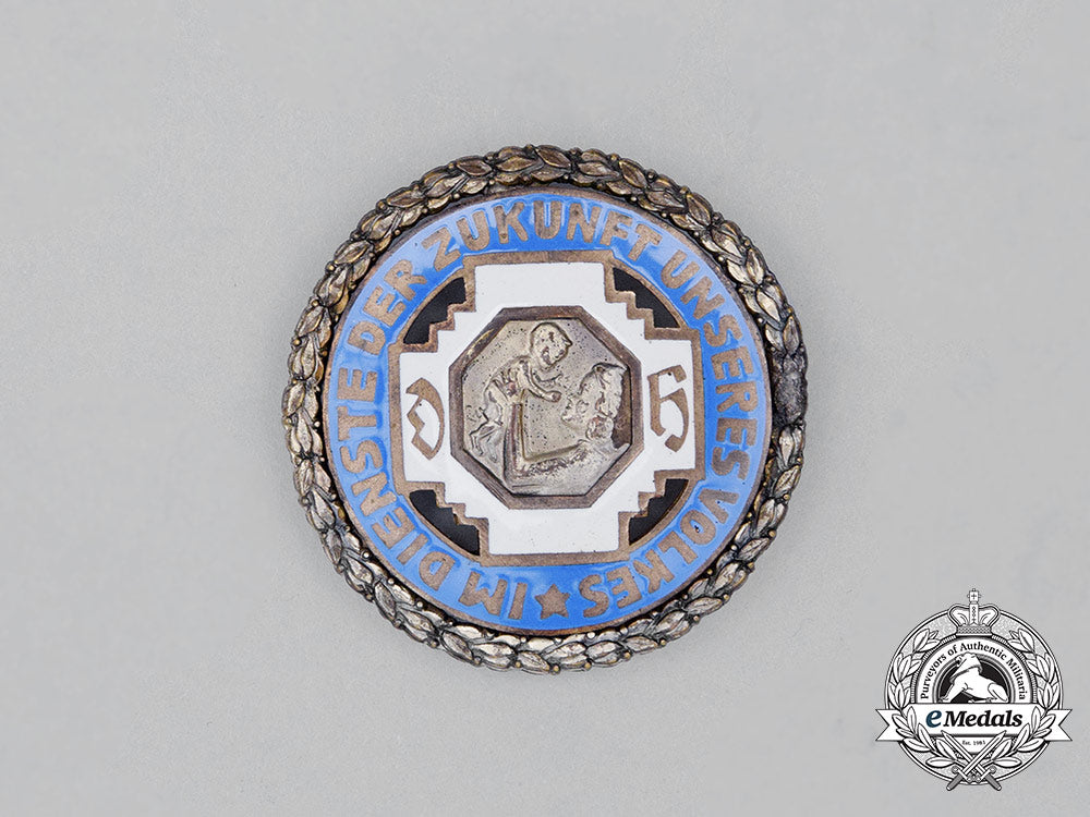 a_third_reich_period_reichs-_midwife’s_association_membership_badge_dsc_6661_2_