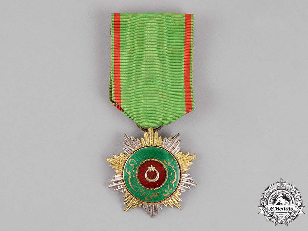 libya,_kingdom._an_order_of_ali_tenonssi,1_st_class_knight,_c.1952_dsc_9011