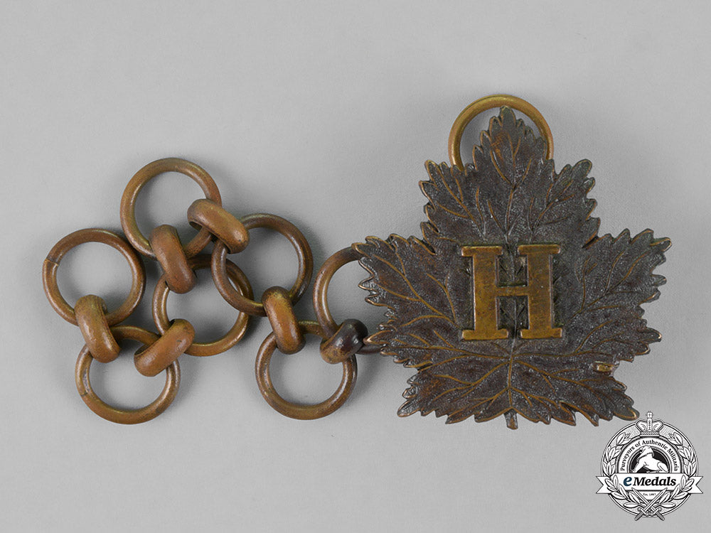 canada._two_first_war_canadian_nursing_sister_insignia_dsc_9034_1