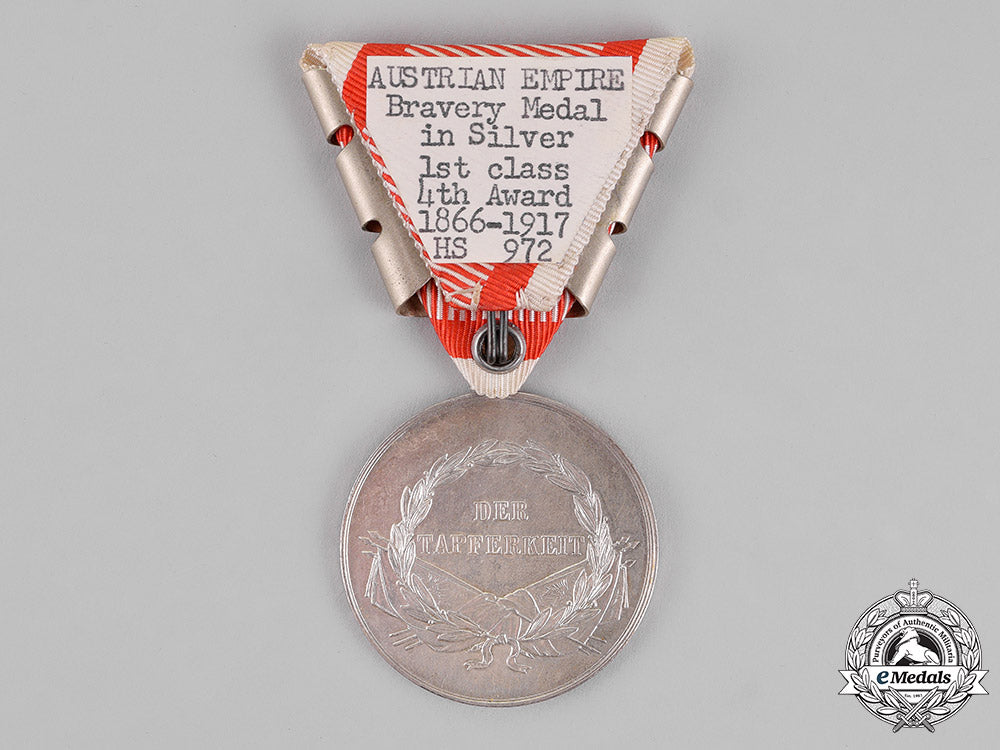 austria,_imperial._a_silver_bravery_medal,_first_class,_fourth_award,_c.1916_dsc_9040