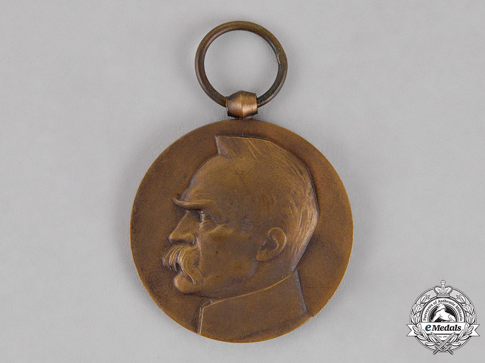 poland,_republic._a_lot_of_three_polish_medals,_c.1919_dsc_9167