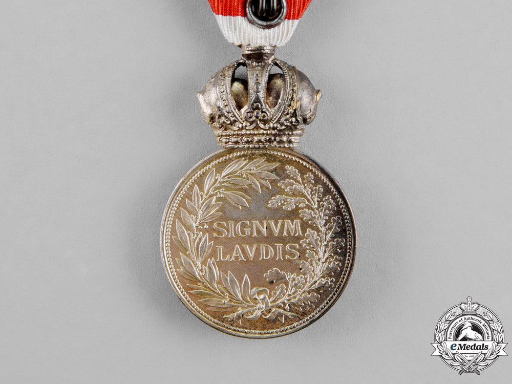 austria,_imperial._a_silver_military_merit_medal,_solid_silver,_third_award,_c.1917_dsc_9420