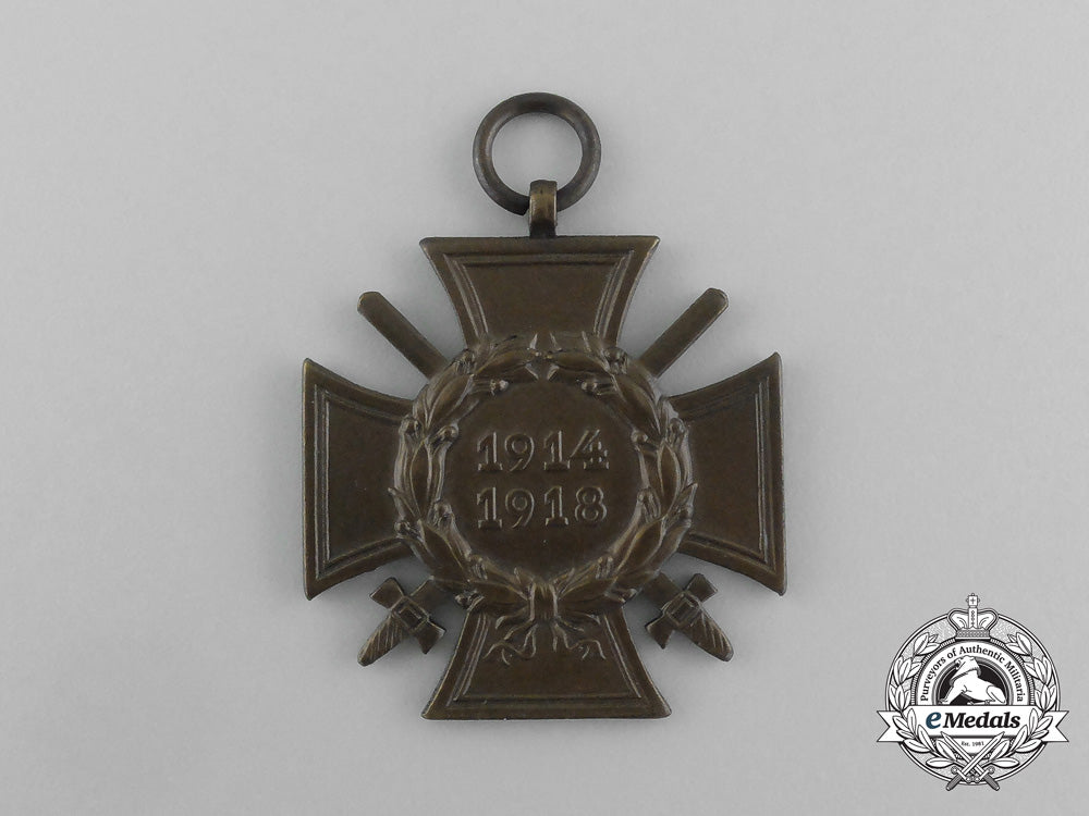 germany,_imperial._an_honour_cross_of_the_world_war_with_swords(1914-18),_by_paul_küst_of_berlin_with_case_dscf0150