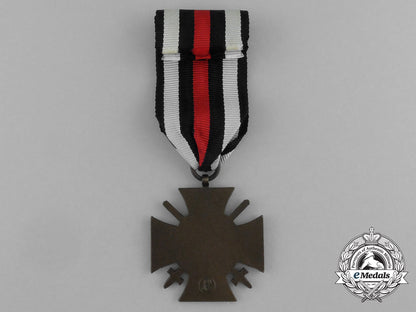 germany,_imperial._an_honour_cross_of_the_world_war_with_swords(1914-18),_by_paul_küst_of_berlin_with_case_dscf0156