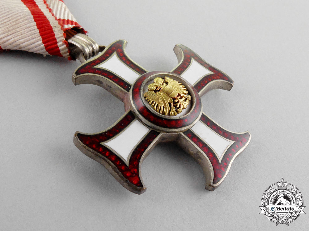 austria,_republic._a_military_merit_cross,_third_class_breast_badge,_c.1936_dscf0448