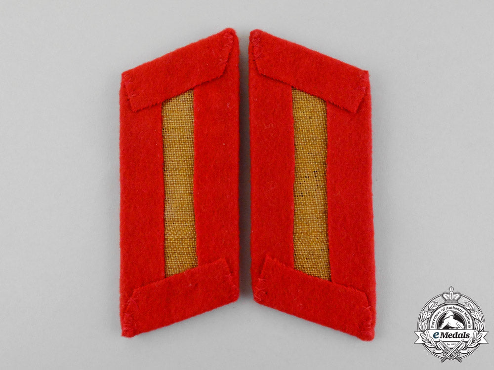 an_absolutely_mint_and_unissued_set_of_second_war_german_general_major_collar_tabs_dscf0914