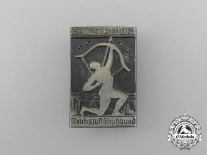 a_third_reich_period_rlb“_air_raid_protection_is_self_protection”_badge_by_karl_wurster_dscf1008