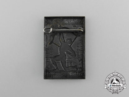a_third_reich_period_rlb“_air_raid_protection_is_self_protection”_badge_by_karl_wurster_dscf1009