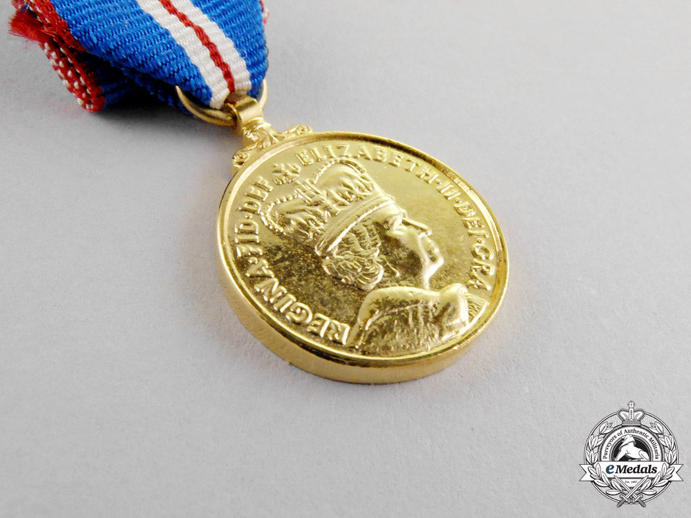 four_queen_elizabeth_ii_miniature_medals_dscf1742