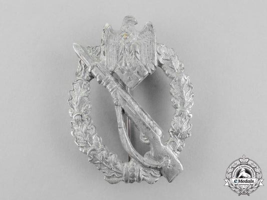 a_second_war_german_silver_grade_infantry_assault_badge_dscf1855