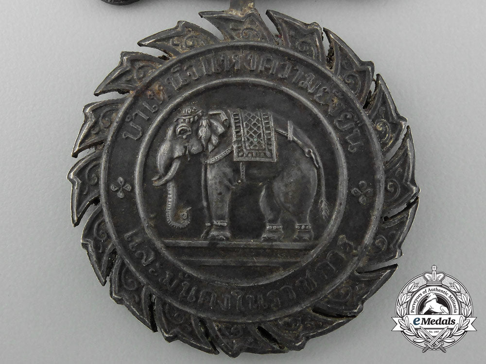 a_thai_order_of_the_white_elephant;_officer’s_badge_dscf1908_2_